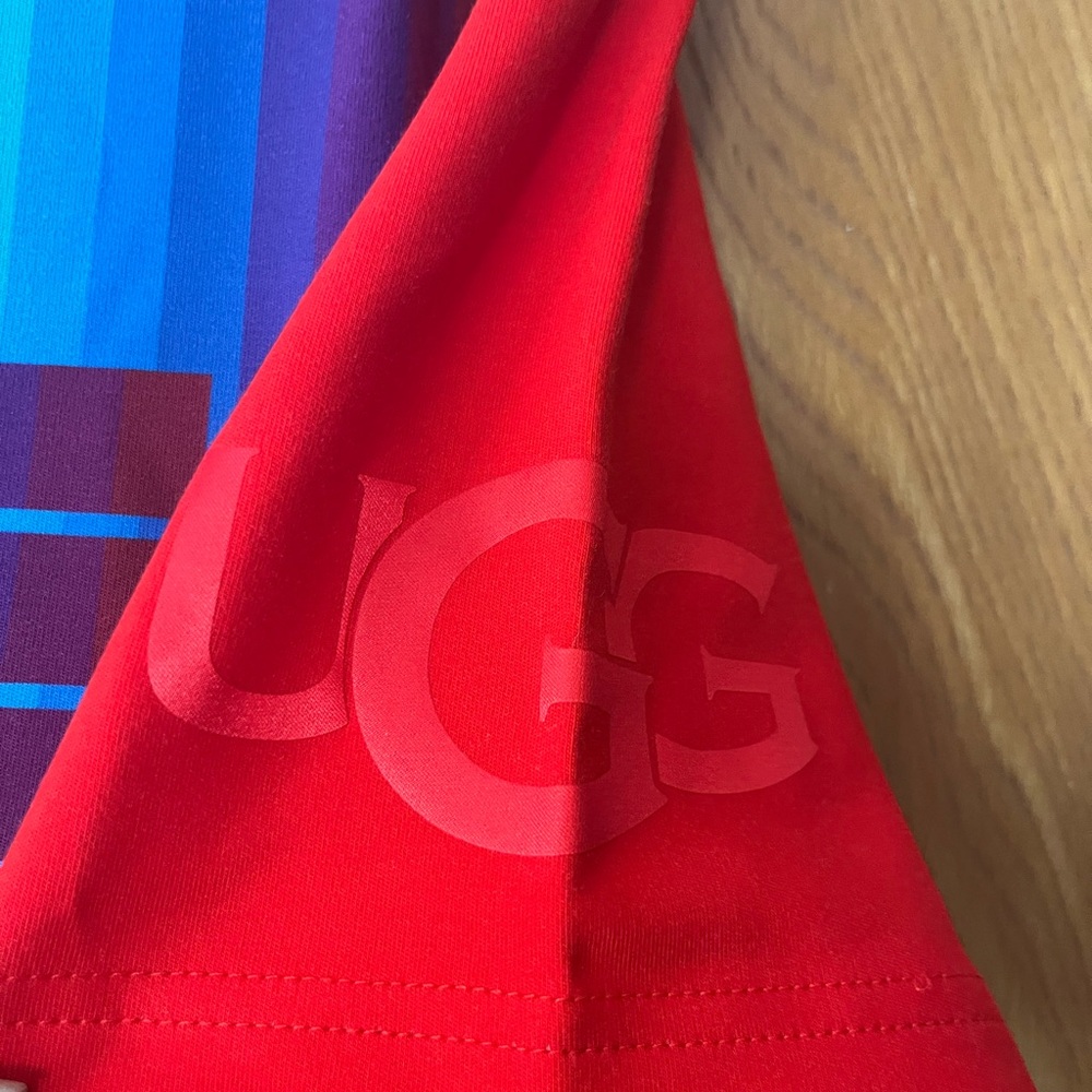 Ugg U Pride logo love crew neck short sleeve tee XS - Picture 5 of 11